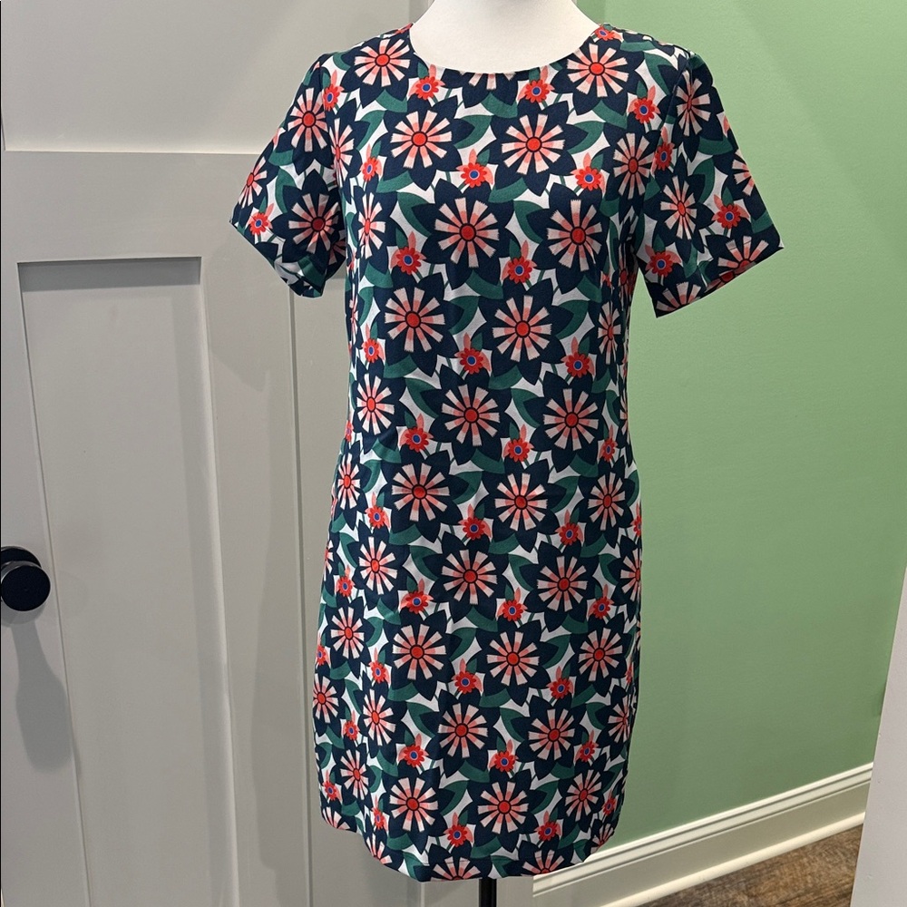 Molly Bracken Floral Patterned Dress in XS. Like New Condition